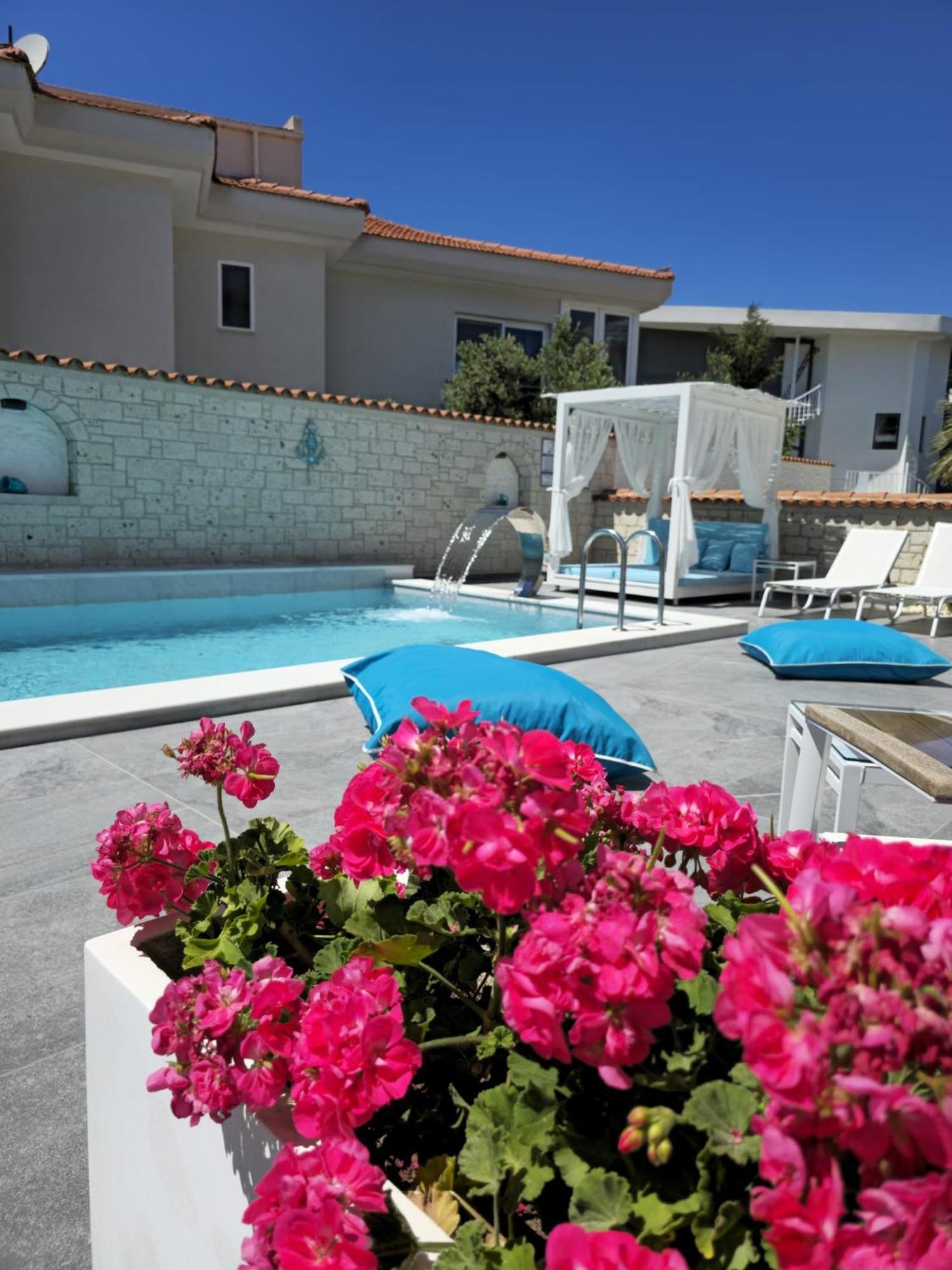Bahar Butik Otel Çeşme Εξωτερικό φωτογραφία